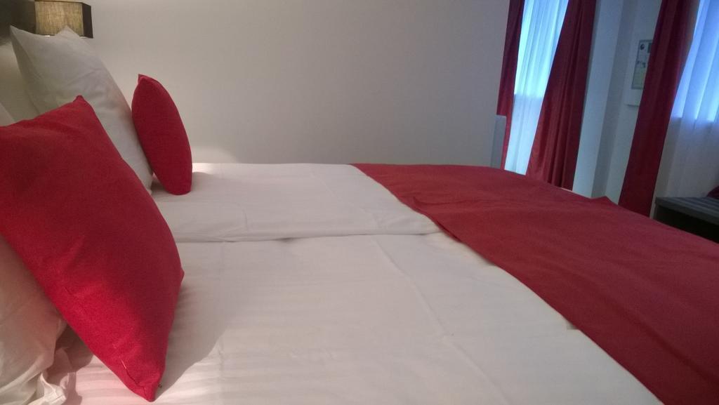 فندق Cour Du Tonnelier Bouxwiller  الغرفة الصورة